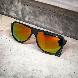 Steve Madden - NWT - Black Polarized Sunglasses